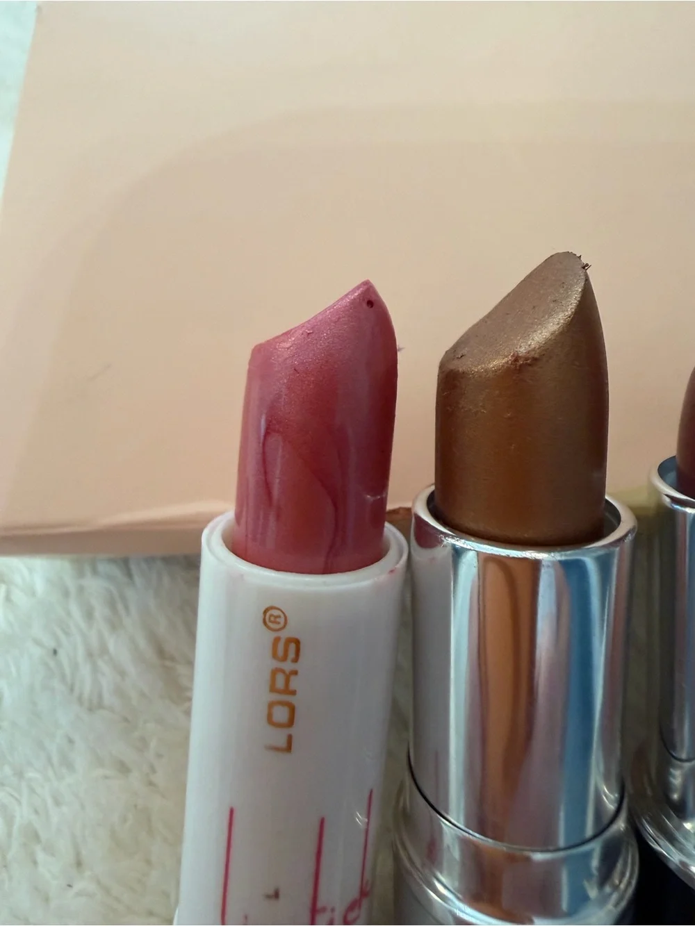 Women’s Multi-Shade Lipstick Set — Pink, Bronze, Mauve tb